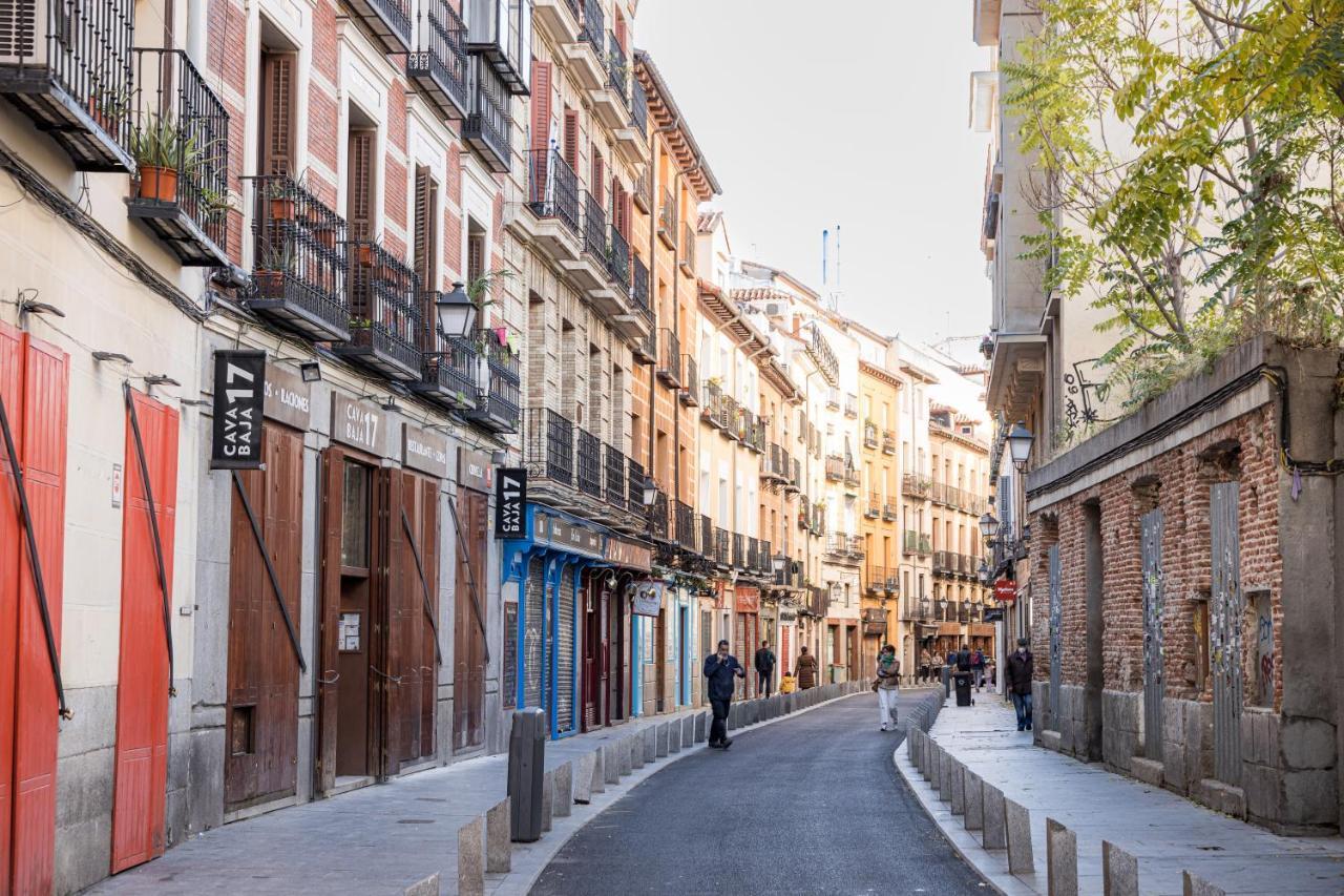 Latina XV Apartment Madrid Exterior photo